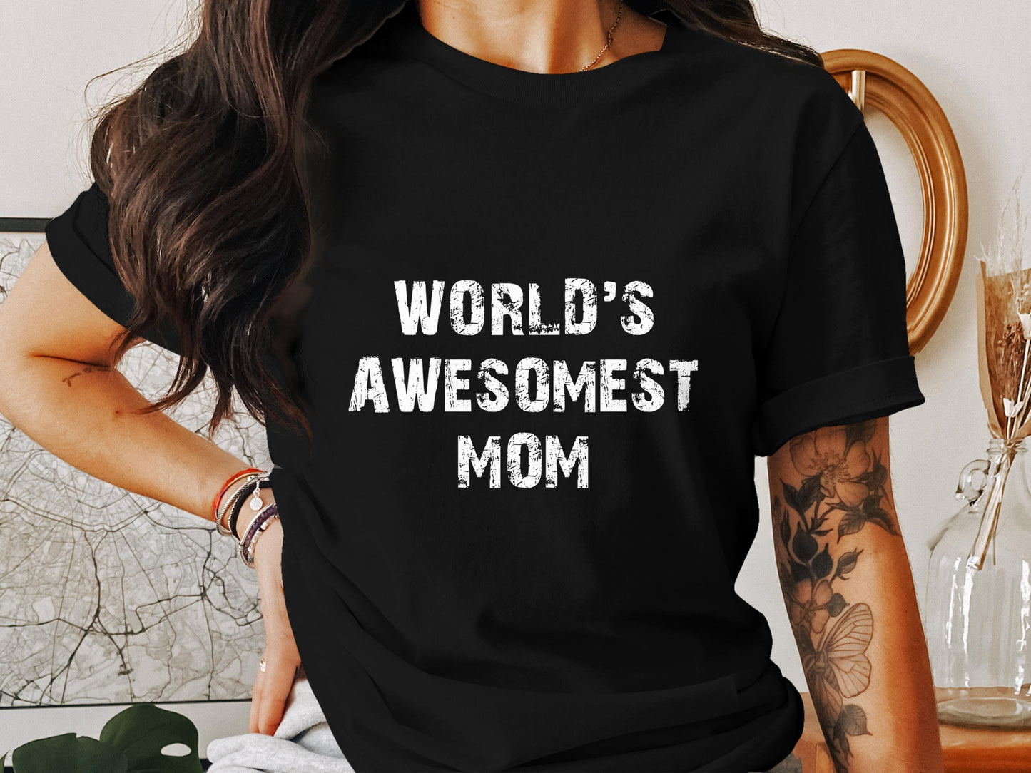 Worlds Awesomest Mom T-Shirts, Gift for Mom, Mother's Day T Shirt, Best Mother Ever Shirt, Cool Mom Tees, Funny Mom T Shirt, Gift Ideas