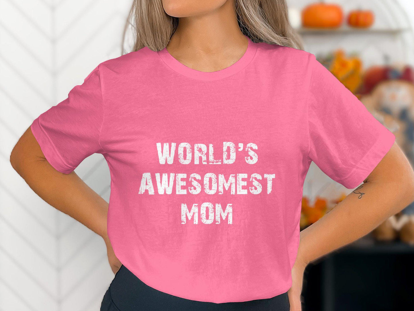 Worlds Awesomest Mom T-Shirts, Gift for Mom, Mother's Day T Shirt, Best Mother Ever Shirt, Cool Mom Tees, Funny Mom T Shirt, Gift Ideas